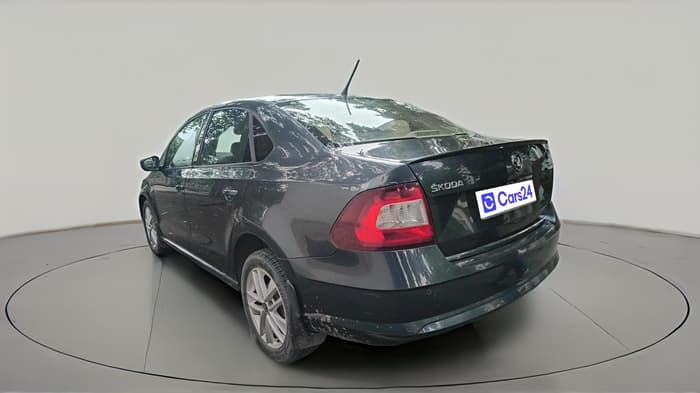 2017 Skoda Rapid STYLE 1.5 TDI AT, Diesel, Automatic, 2,13,367 km, exterior