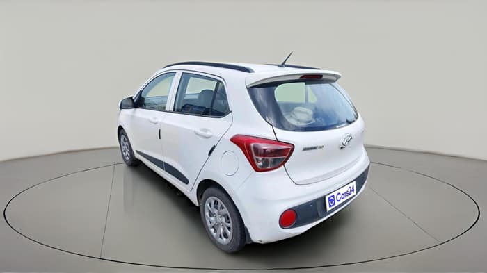 2018 Hyundai Grand i10 SPORTZ 1.2 KAPPA VTVT, Petrol, Manual, 4,00,000 km, exterior