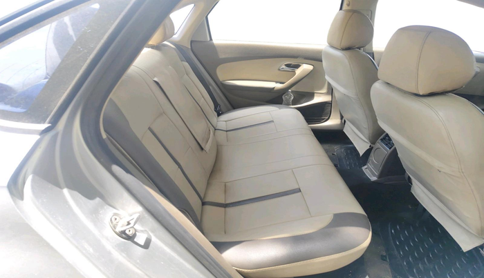 2011 Skoda Rapid ACTIVE 1.6 TDI CR MT, Diesel, Manual, 1,53,802 km, interior