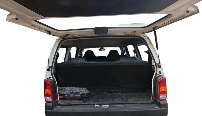 2023 Maruti Eeco 7 STR STD 1.2, Petrol, Manual, 26,000 km, exterior