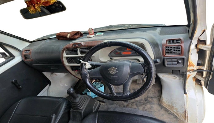 2023 Maruti Eeco 7 STR STD 1.2, Petrol, Manual, 26,000 km, interior