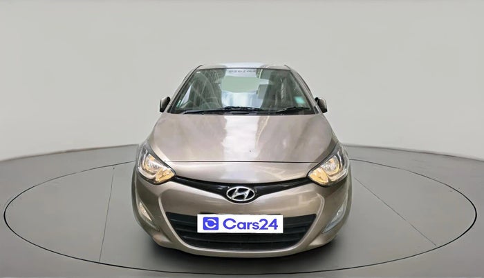 2013 Hyundai i20 SPORTZ 1.4 AT, CNG, Automatic, 62,990 km, exterior