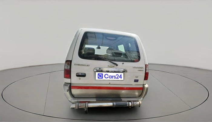 2016 Chevrolet Tavera NEO 3 LT 9 STR BS III, Diesel, Manual, 1,11,902 km, exterior