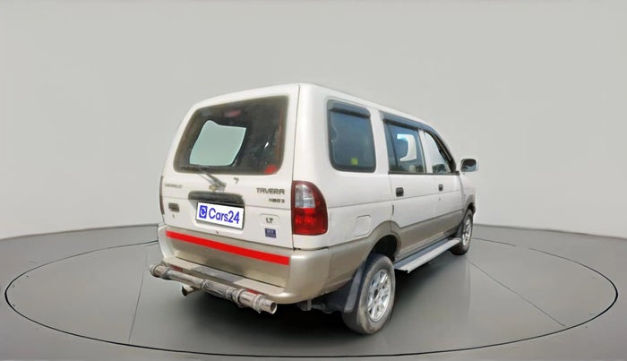 2016 Chevrolet Tavera NEO 3 LT 9 STR BS III, Diesel, Manual, 1,11,902 km, exterior