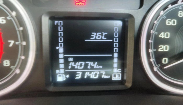 2022 Maruti Vitara Brezza ZXI, Petrol, Manual, 31,407 km, interior