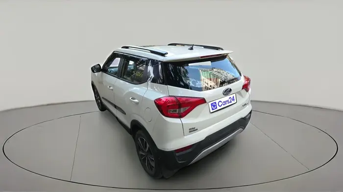 2021 Mahindra XUV300 W8 (O) 1.5 DIESEL AMT, Diesel, Automatic, 1,19,724 km, exterior