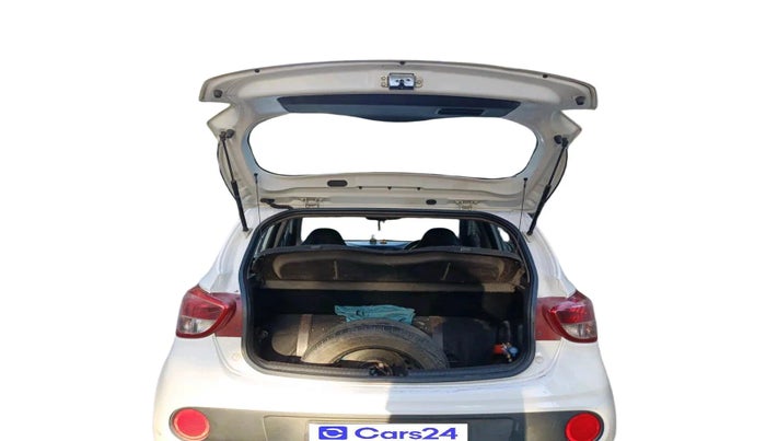 2018 Hyundai Grand i10 MAGNA 1.2 KAPPA VTVT, CNG, Manual, 1,11,525 km, exterior