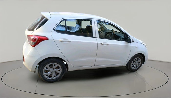 2018 Hyundai Grand i10 MAGNA 1.2 KAPPA VTVT, CNG, Manual, 1,11,525 km, exterior