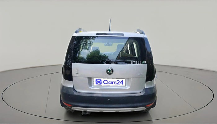 2013 Skoda Yeti AMBITION 2.0 TDI CR 4X2, Diesel, Manual, 1,04,687 km, exterior