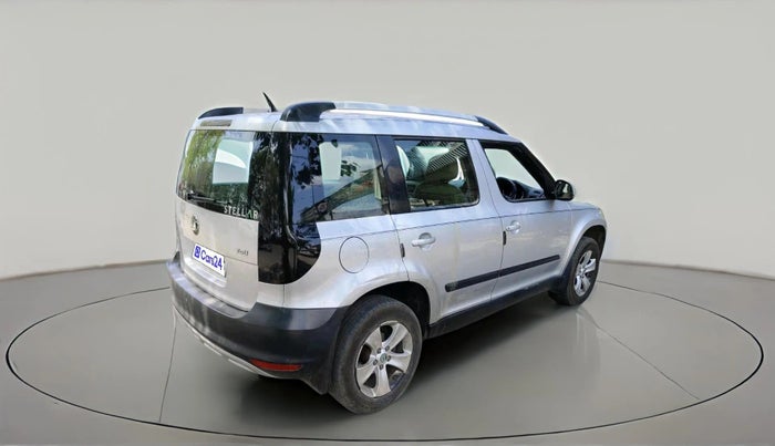 2013 Skoda Yeti AMBITION 2.0 TDI CR 4X2, Diesel, Manual, 1,04,687 km, exterior