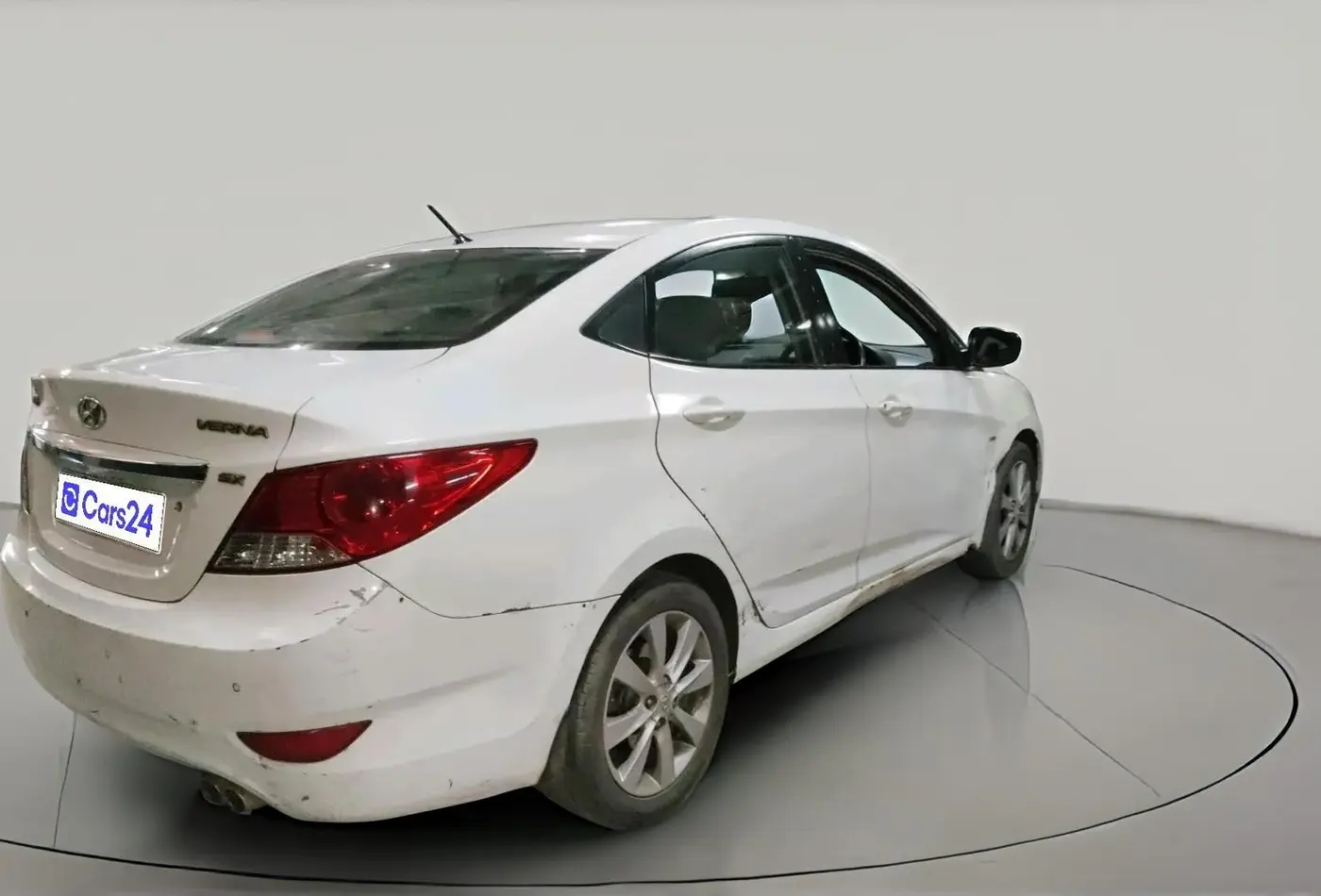 2012 Hyundai Verna FLUIDIC 1.6 VTVT SX, Petrol, Manual, 1,32,235 km, exterior