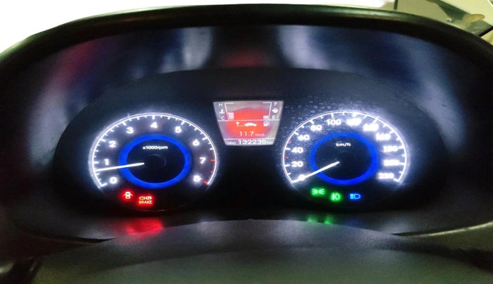 2012 Hyundai Verna FLUIDIC 1.6 VTVT SX, Petrol, Manual, 1,32,235 km, interior