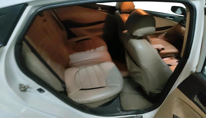 2012 Hyundai Verna FLUIDIC 1.6 VTVT SX, Petrol, Manual, 1,32,235 km, interior