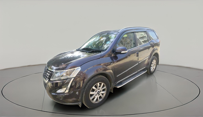 2018 Mahindra XUV500 W11, Diesel, Manual, 1,33,537 km, exterior