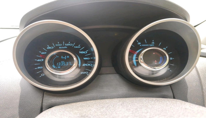 2018 Mahindra XUV500 W11, Diesel, Manual, 1,33,537 km, interior