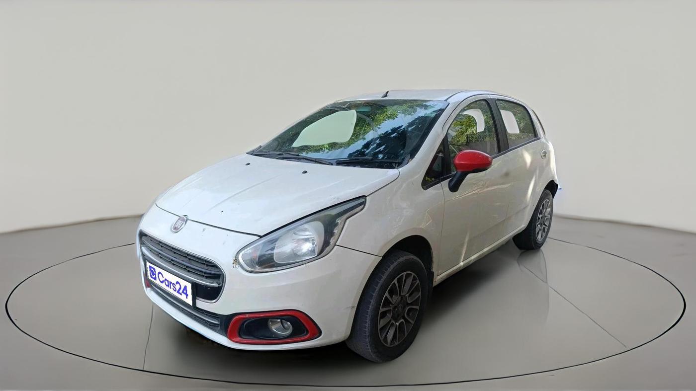 2015 Fiat Punto EVO ACTIVE 1.3 MULTIJET, Diesel, Manual, 1,44,128 km, exterior
