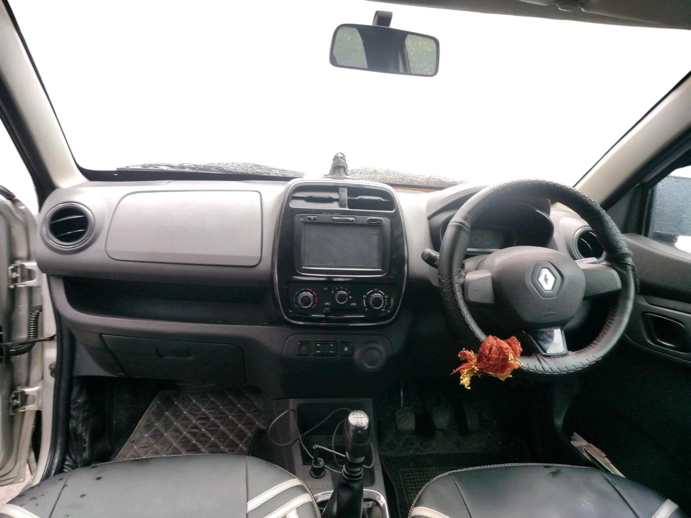 2015 Renault Kwid RXT 0.8, Petrol, Manual, 51,309 km, interior