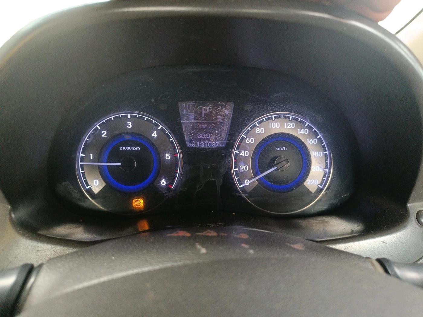 2012 Hyundai Verna FLUIDIC 1.6 CRDI SX OPT AT, Diesel, Automatic, 1,31,037 km, interior