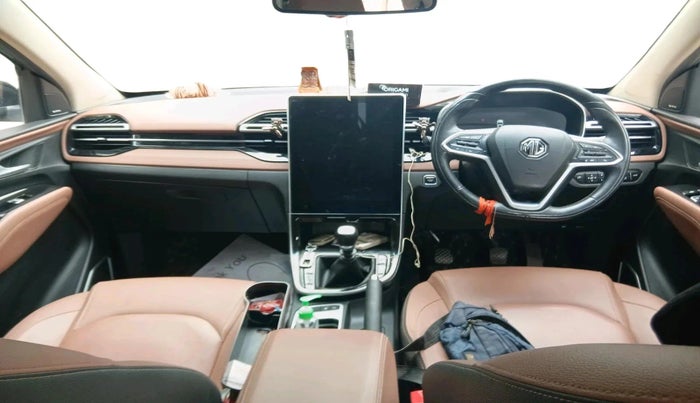 2023 MG HECTOR PLUS SHARP PRO 2.0 TURBO DIESEL 7 STR, Diesel, Manual, 75,840 km, interior