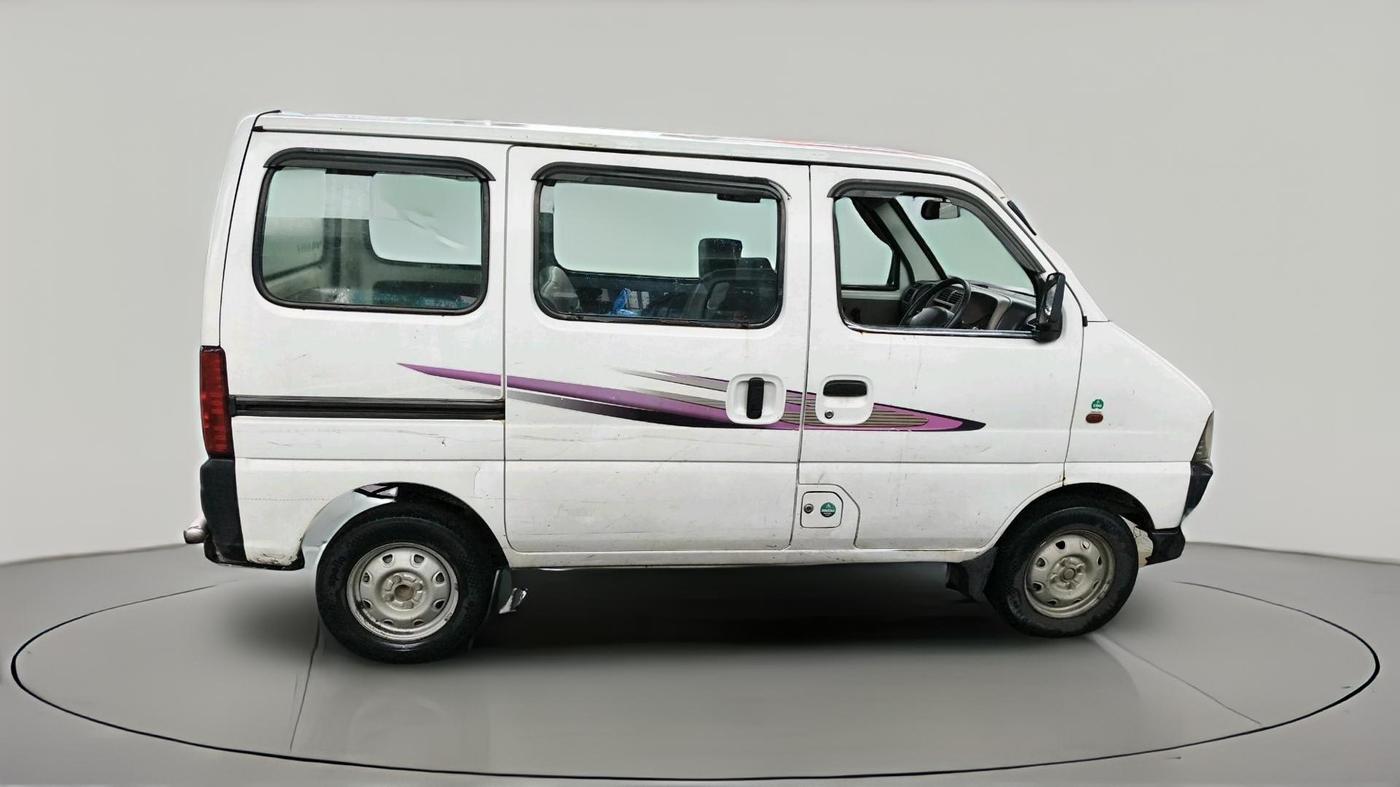 2017 Maruti Eeco 5 STR WITH A/C+HTR, CNG, Manual, 1,21,129 km, exterior