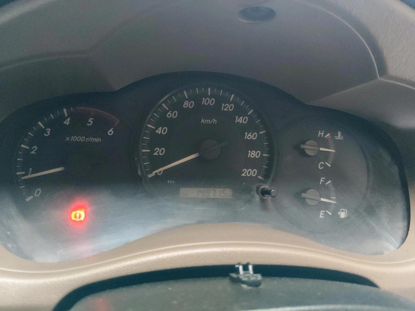 2015 Toyota Innova 2.5 GX 8 STR, Diesel, Manual, 1,49,715 km, interior