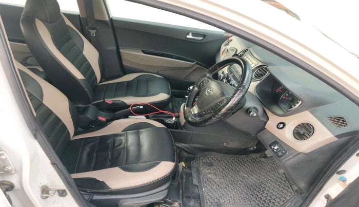 2016 Hyundai Grand i10 ASTA 1.2 KAPPA VTVT, CNG, Manual, 1,22,902 km, interior