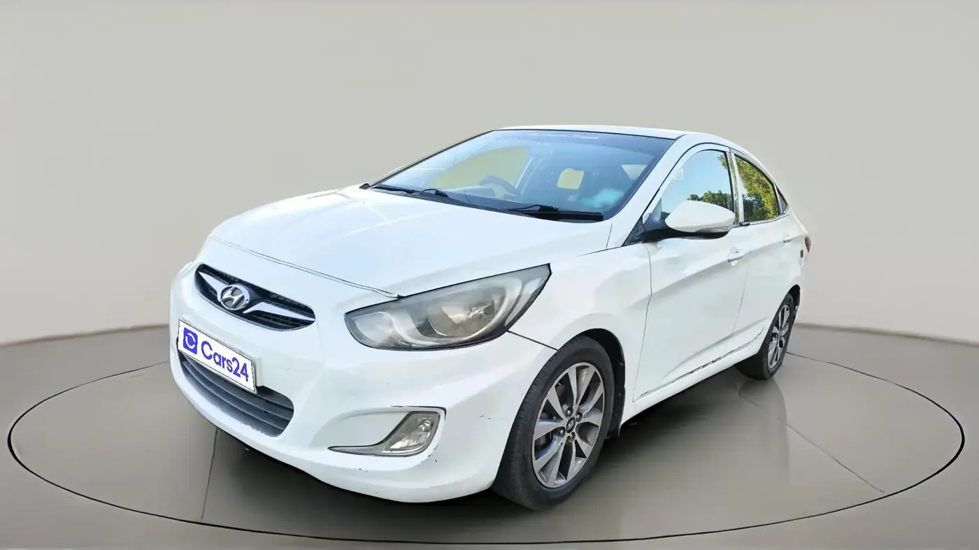 2013 Hyundai Verna FLUIDIC 1.6 CRDI SX, Diesel, Manual, 1,05,481 km, exterior