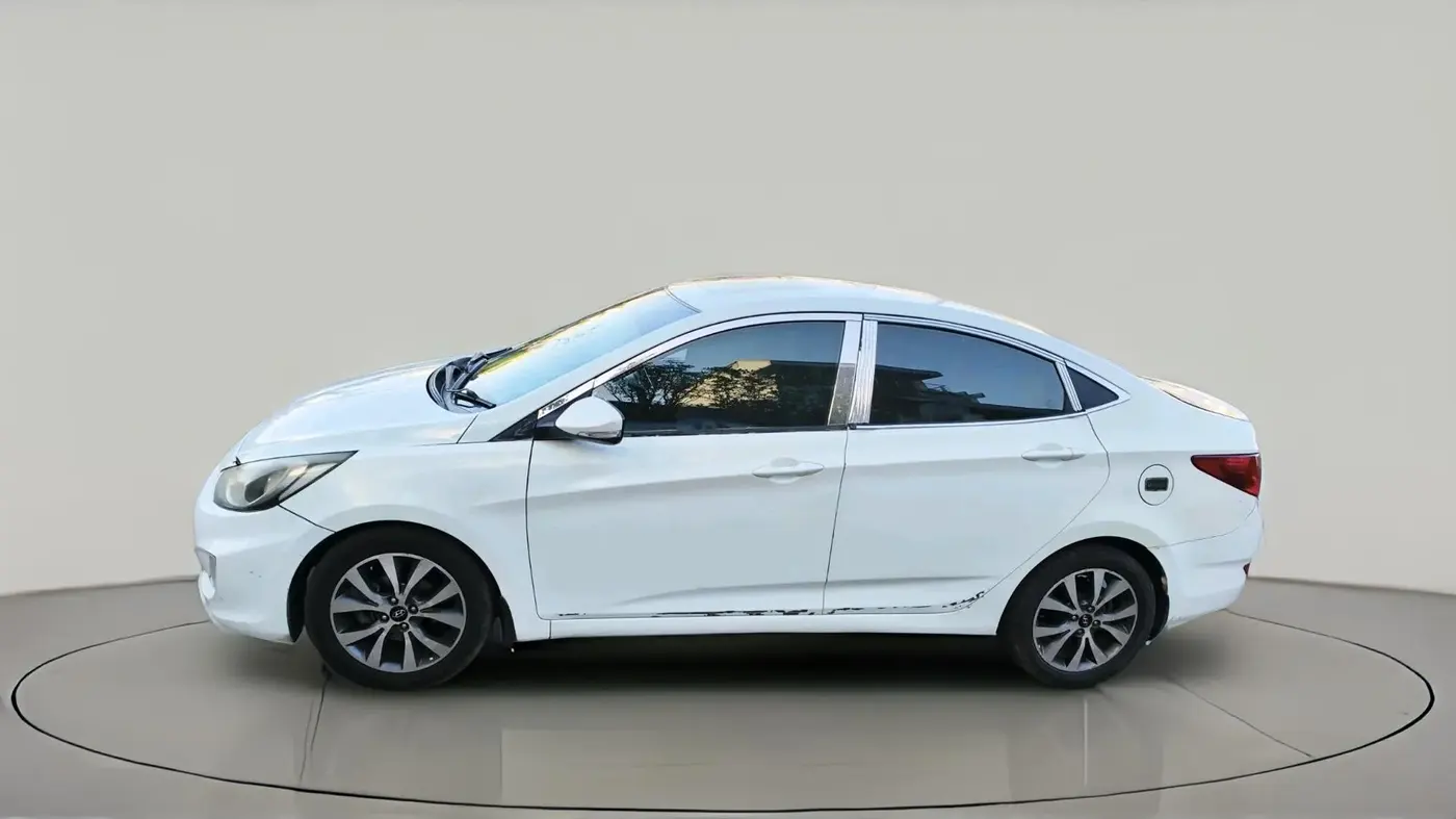 2013 Hyundai Verna FLUIDIC 1.6 CRDI SX, Diesel, Manual, 1,05,481 km, exterior