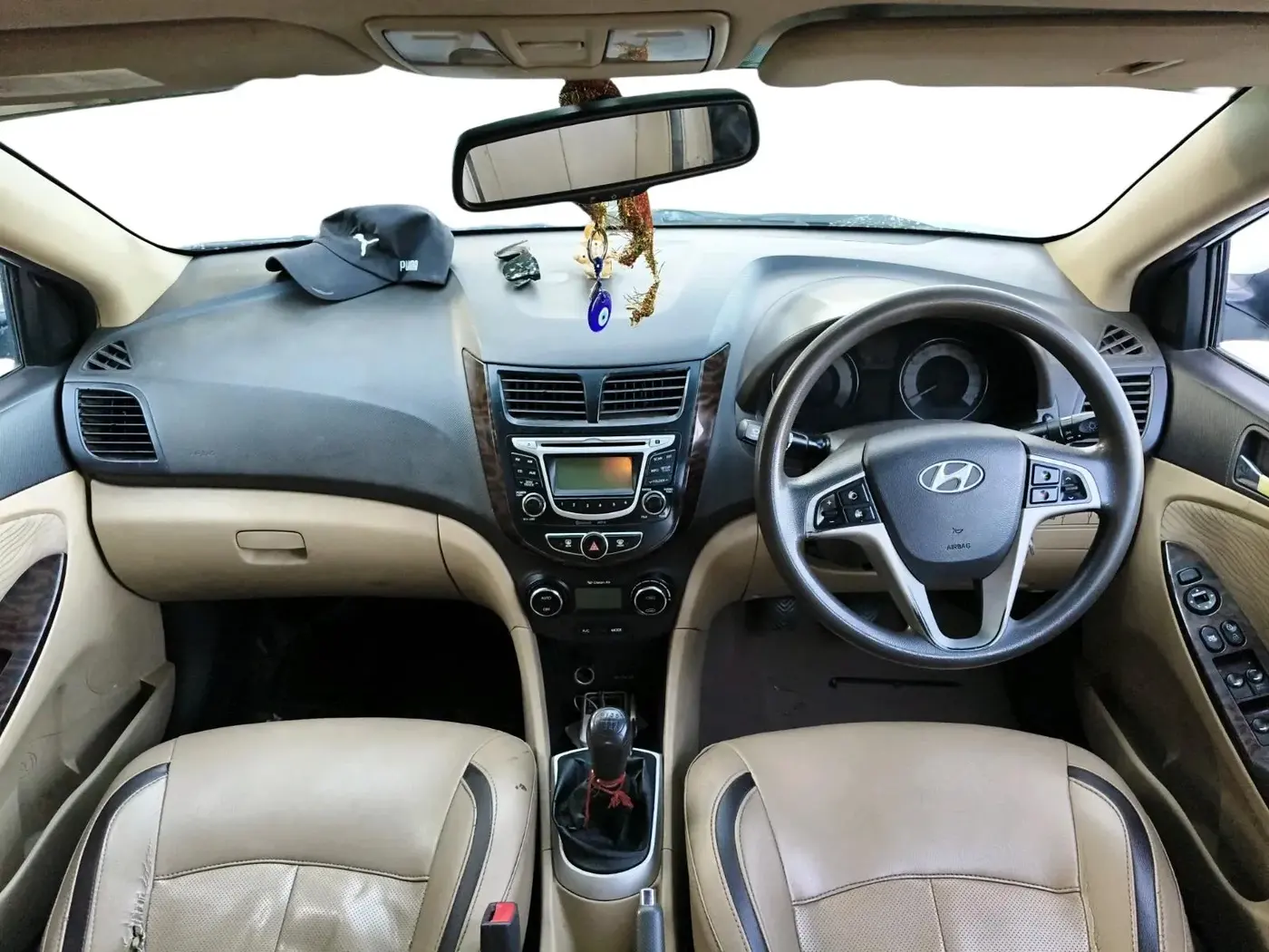 2013 Hyundai Verna FLUIDIC 1.6 CRDI SX, Diesel, Manual, 1,05,481 km, interior