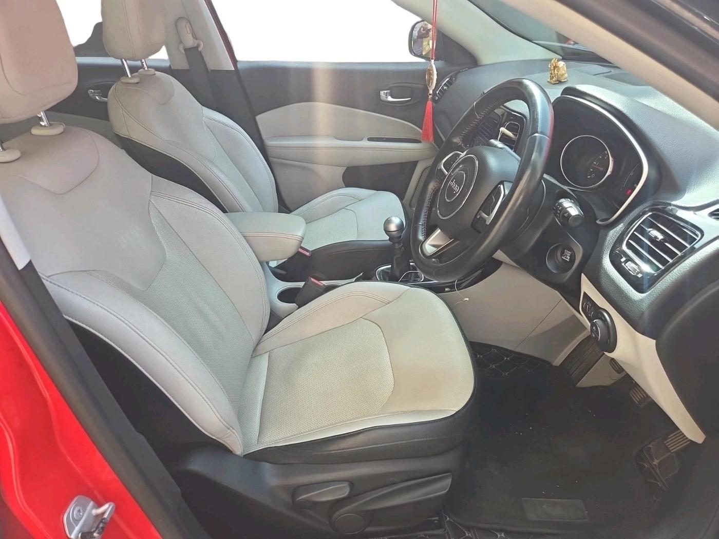 2018 Jeep Compass LIMITED 2.0 DIESEL, Diesel, Manual, 1,49,756 km, interior