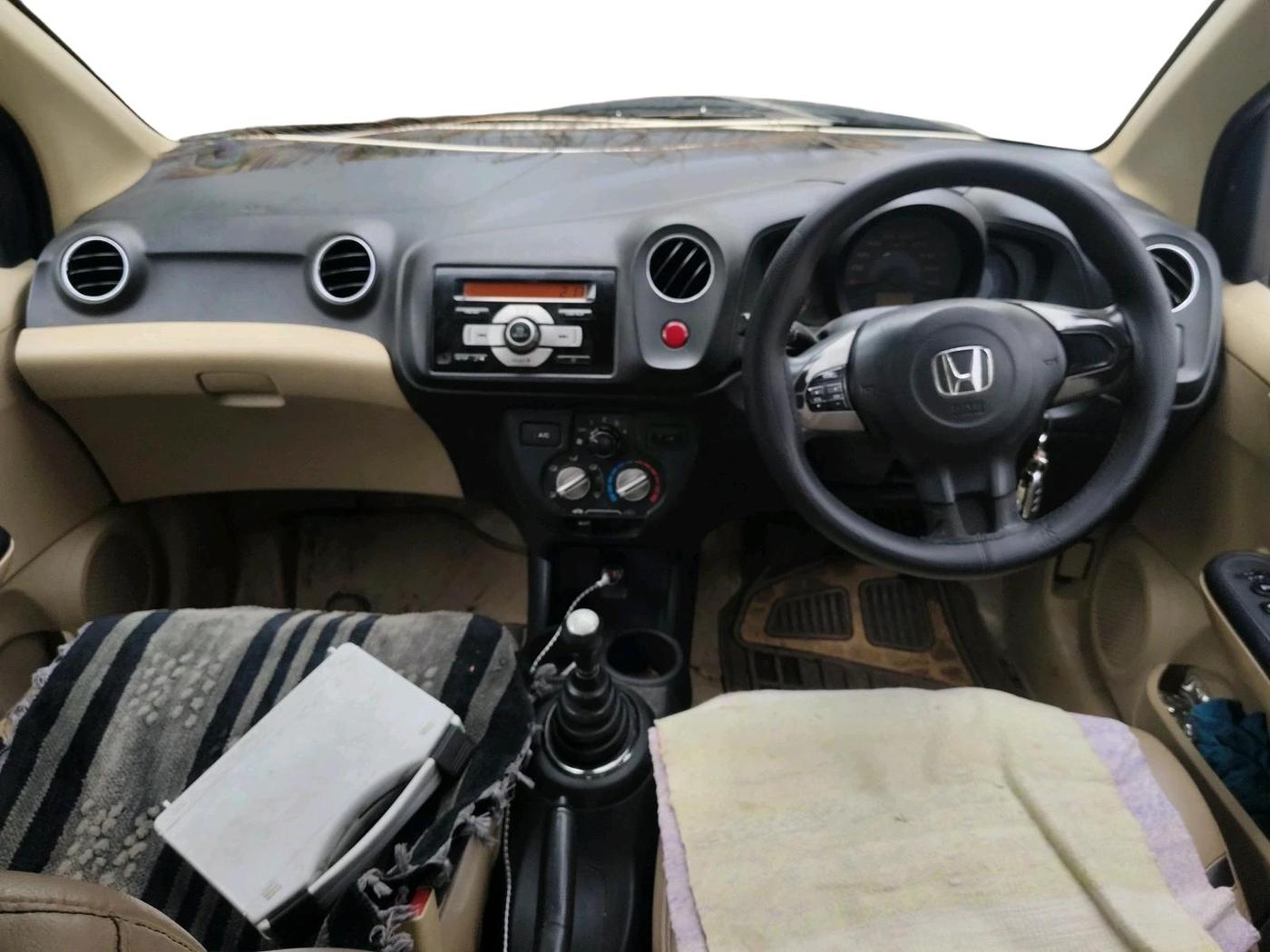 2014 Honda Amaze 1.5L I-DTEC SX, Diesel, Manual, 80,737 km, interior
