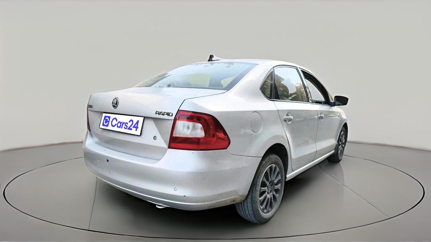 2015 Skoda Rapid 1.5 TDI CR ELEGANCE AT, Diesel, Automatic, 1,15,757 km, exterior