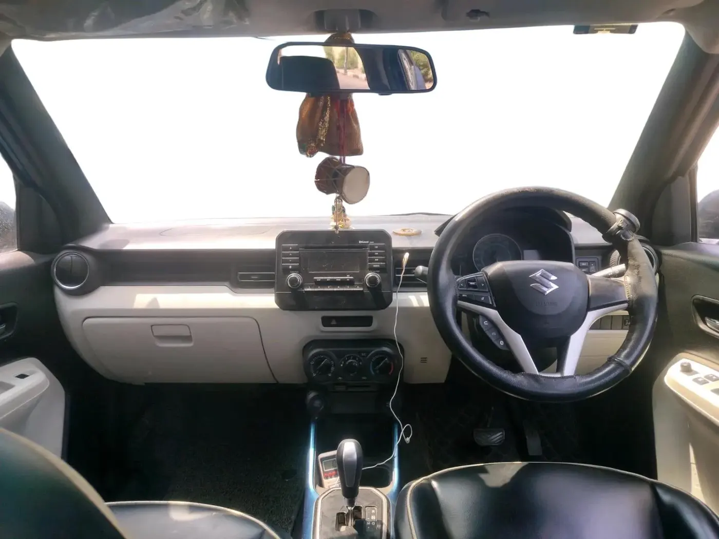 2017 Maruti IGNIS DELTA 1.2 AMT, Petrol, Automatic, 81,033 km, interior