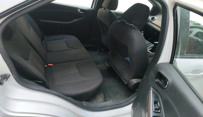 2018 Ford FREESTYLE TITANIUM 1.2 PETROL, CNG, Manual, 95,562 km, interior