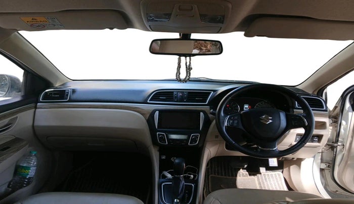 2022 Maruti Ciaz ALPHA  AT 1.5 SHVS PETROL, Petrol, Automatic, 23,182 km, interior