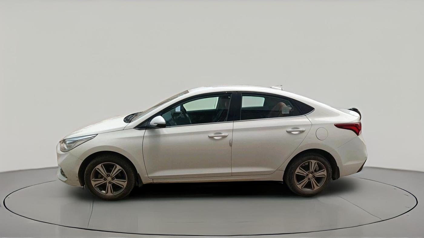 2018 Hyundai Verna 1.6 CRDI SX, Diesel, Manual, 1,33,413 km, exterior