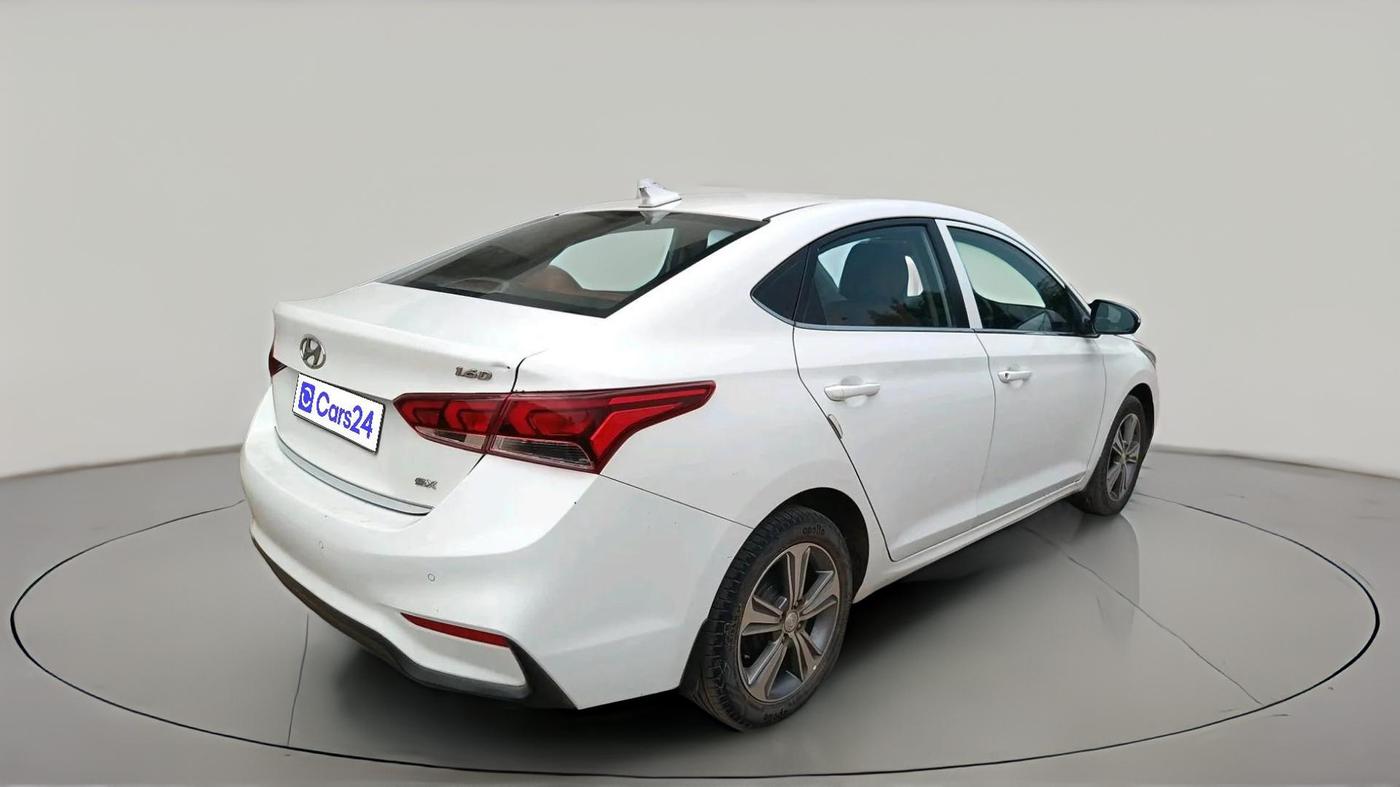 2018 Hyundai Verna 1.6 CRDI SX, Diesel, Manual, 1,33,413 km, exterior