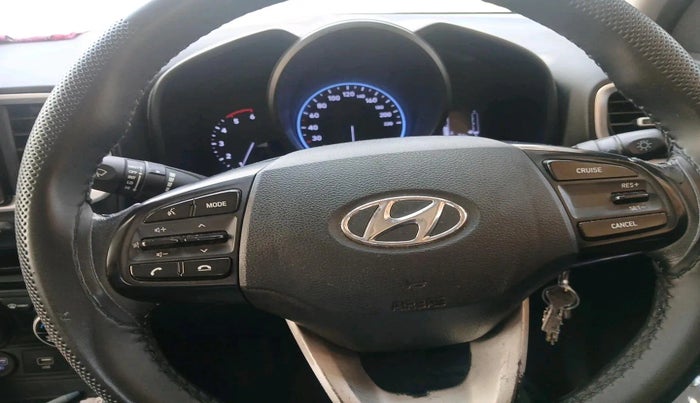 2020 Hyundai VENUE SX 1.4 CRDI, Diesel, Manual, 1,38,615 km, interior