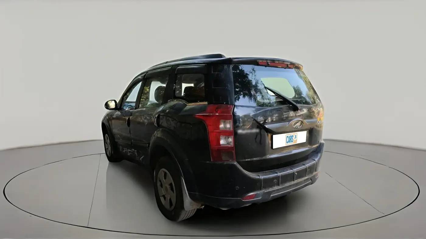 2016 Mahindra XUV500 W6, Diesel, Manual, 1,70,000 km, exterior