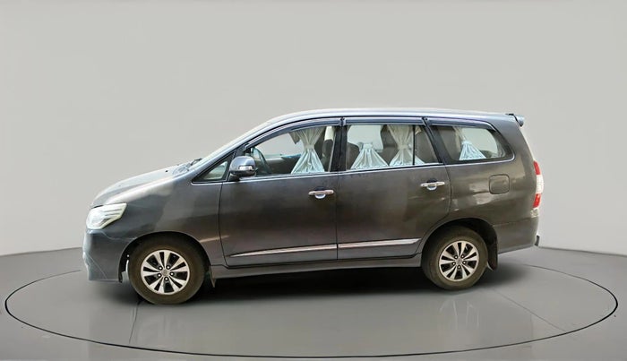 2015 Toyota Innova 2.5 VX 7 STR, Diesel, Manual, 82,330 km, exterior