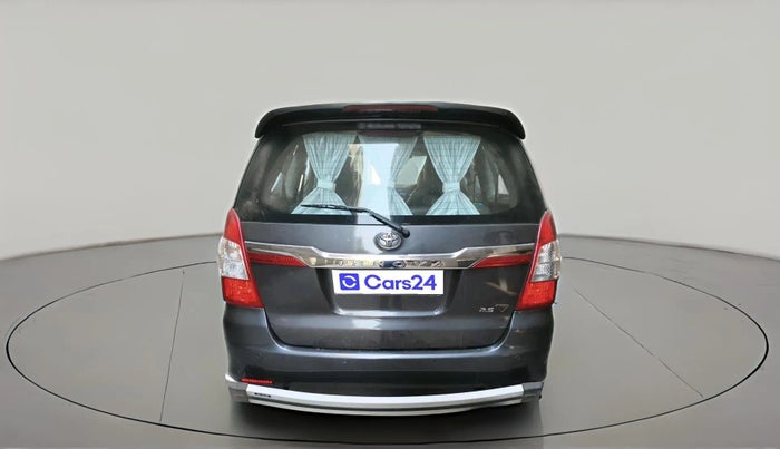 2015 Toyota Innova 2.5 VX 7 STR, Diesel, Manual, 82,330 km, exterior