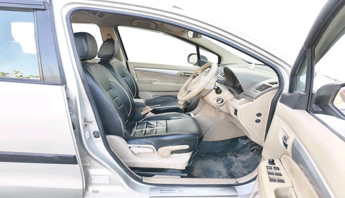 2012 Maruti Ertiga ZDI, Diesel, Manual, 1,53,136 km, interior