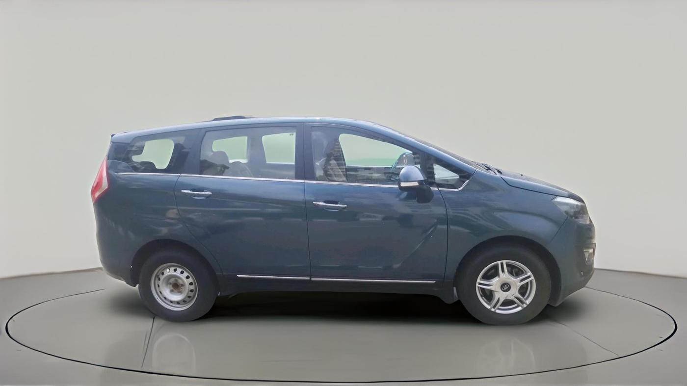 2020 Mahindra MARAZZO M6 8 STR, Diesel, Manual, 51,655 km, exterior