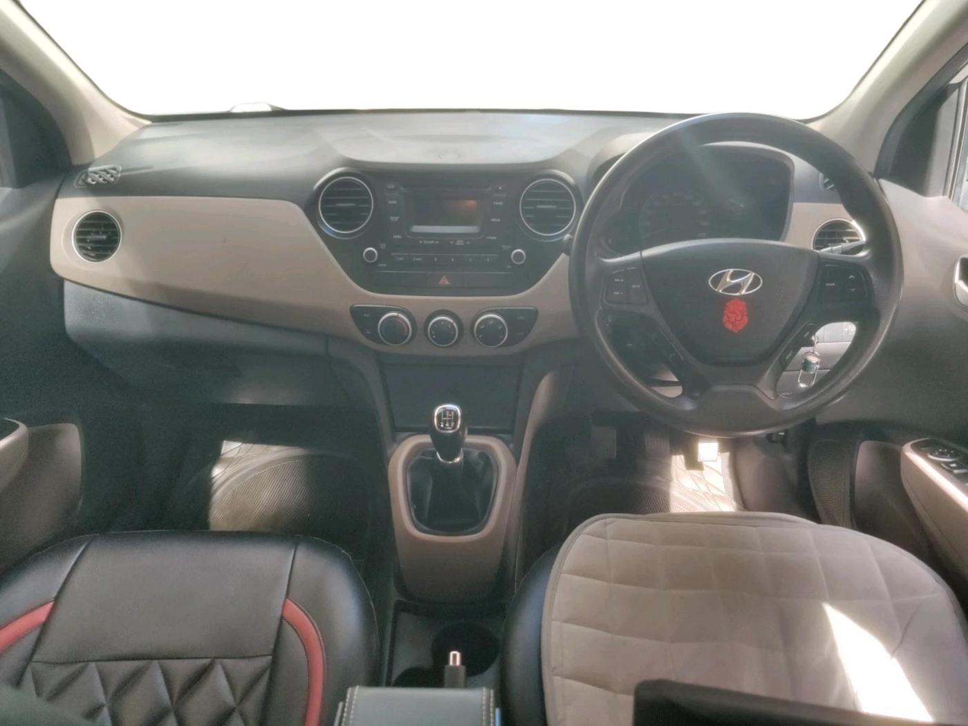 2014 Hyundai Xcent S 1.2, Petrol, Manual, 60,590 km, interior