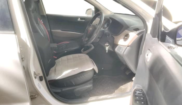 2014 Hyundai Xcent S 1.2, Petrol, Manual, 60,590 km, interior
