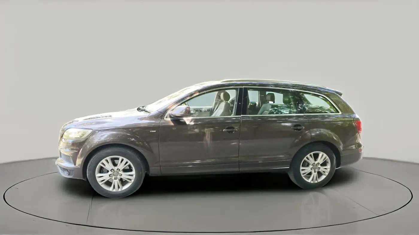 2013 Audi Q7 3.0 TDI QUATTRO, Diesel, Automatic, 1,29,130 km, exterior