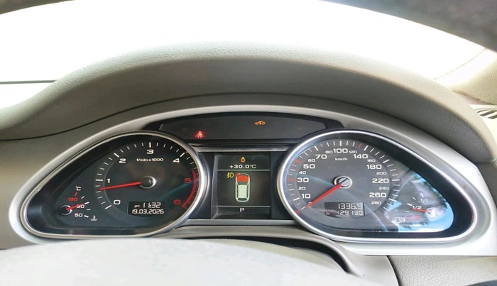 2013 Audi Q7 3.0 TDI QUATTRO, Diesel, Automatic, 1,29,130 km, interior