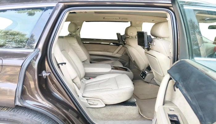 2013 Audi Q7 3.0 TDI QUATTRO, Diesel, Automatic, 1,29,130 km, interior