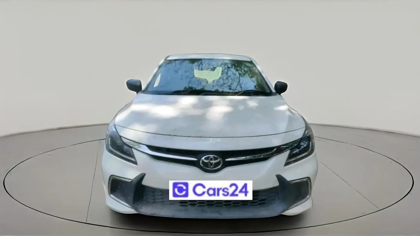 2022 Toyota Glanza E, Petrol, Manual, 9,995 km, exterior