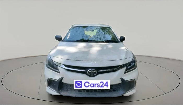 2022 Toyota Glanza E, Petrol, Manual, 9,995 km, exterior